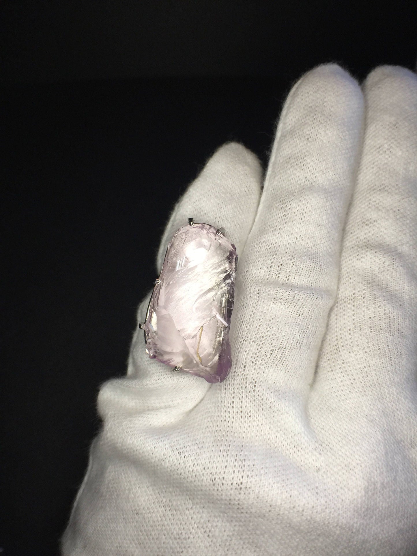 Platinum Ring with 35.67 carat rough Kunzite.