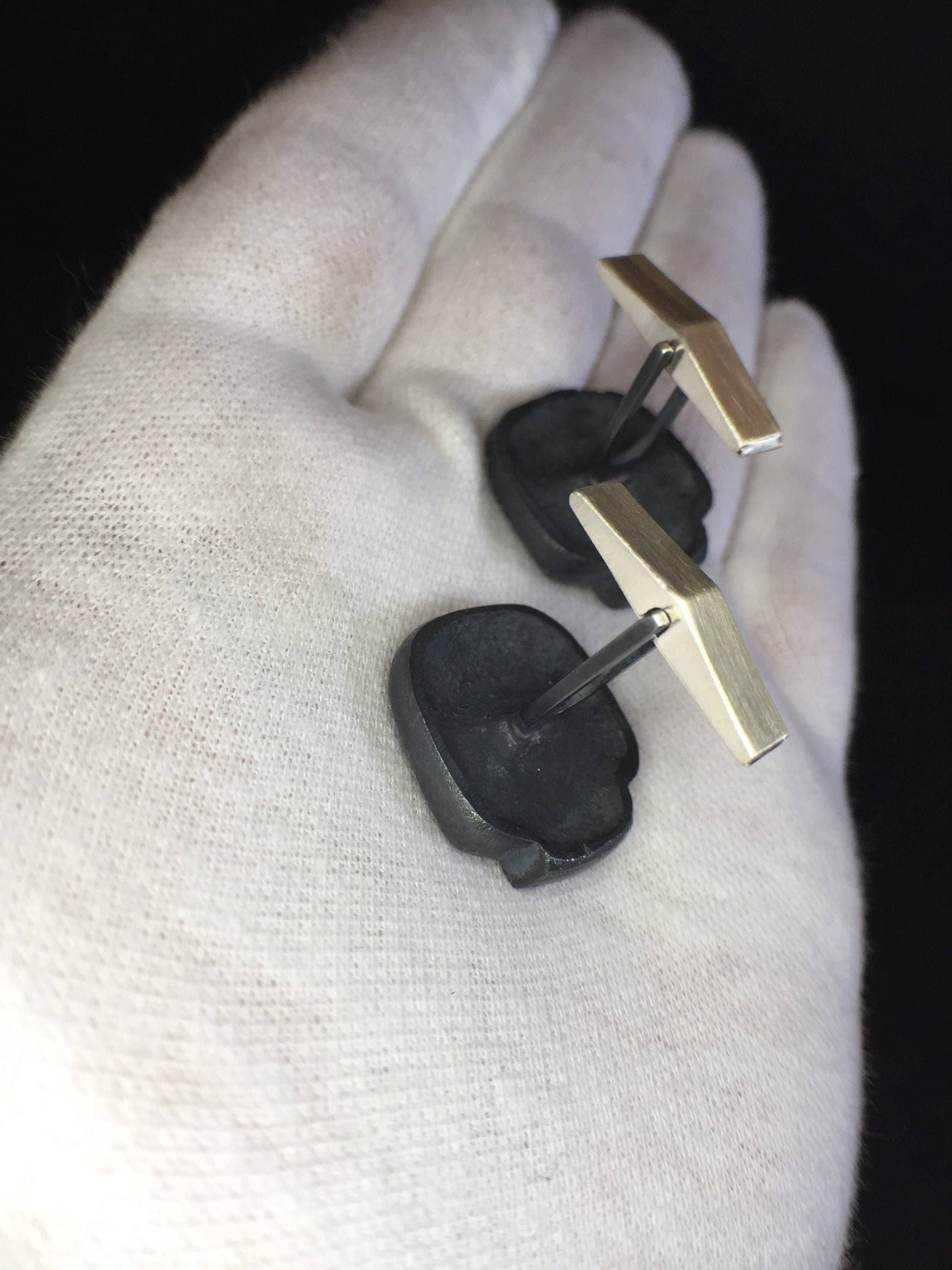 Skull Cufflinks in Oxidized Sterling Silver
