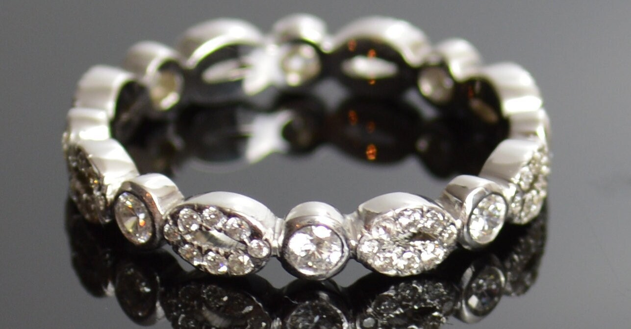 Eternity Band/Natural Diamonds-14k White Gold