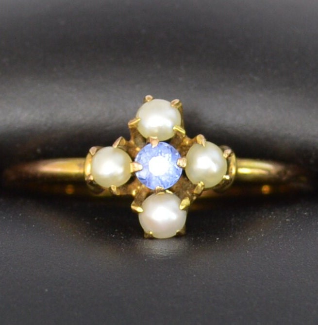 Second Hand Pearl/Sapphire Ring