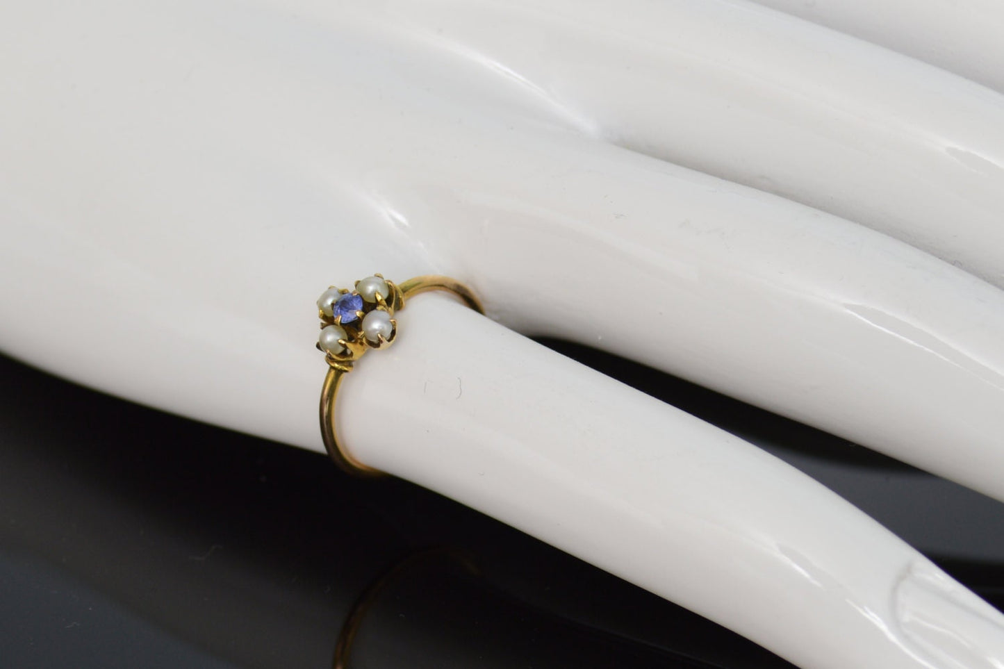 Second Hand Pearl/Sapphire Ring