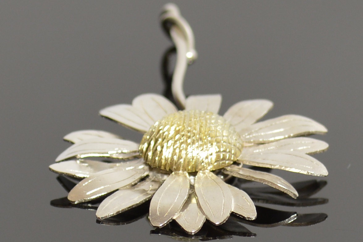 Daisy Necklace-18 karat/Sterling Silver