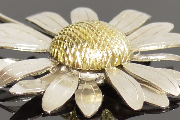 Daisy Necklace-18 karat/Sterling Silver